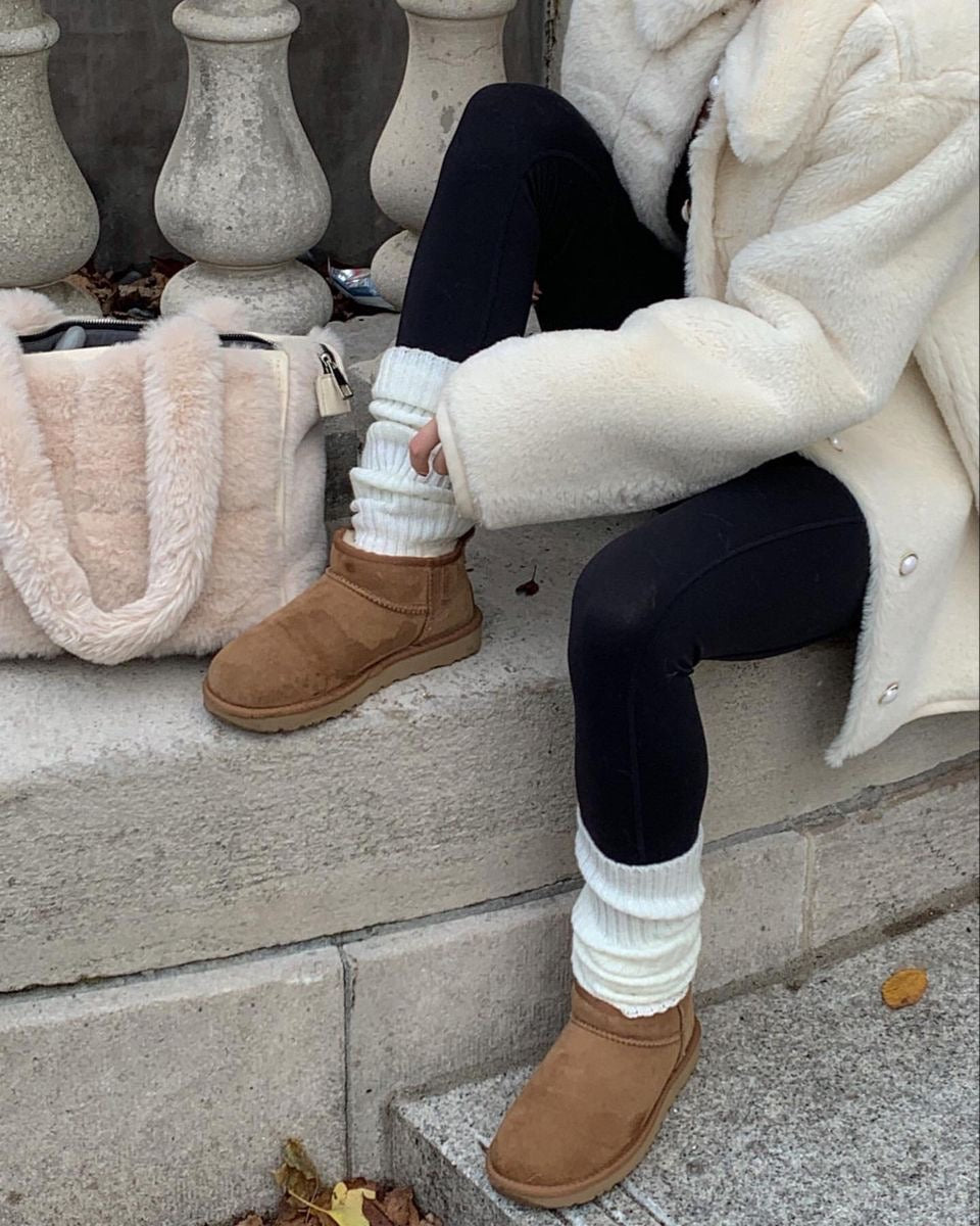 Elegant Knit Winter Leg Warmers – Timeless Collection